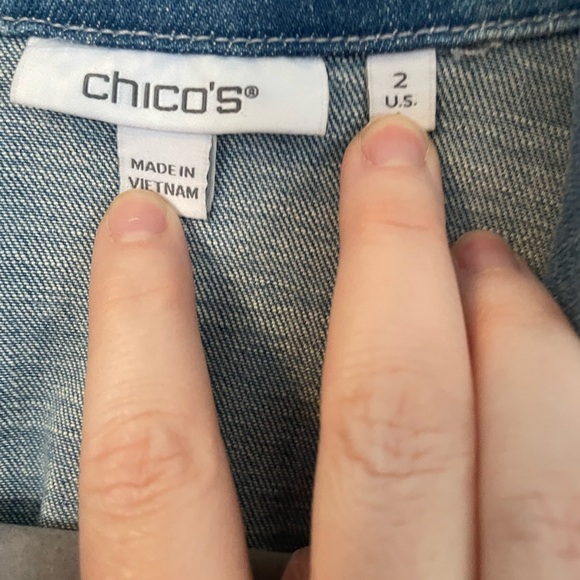 Chico's denim shacket/jacket, frayed edge, standard size L, Chico's size 2 - Picture 2 of 5